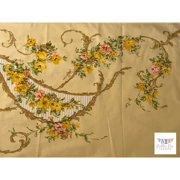 Vintage Full Flat (double flat)Sheet in bright yellow floral border print, Utica - Picture 6 of 7
